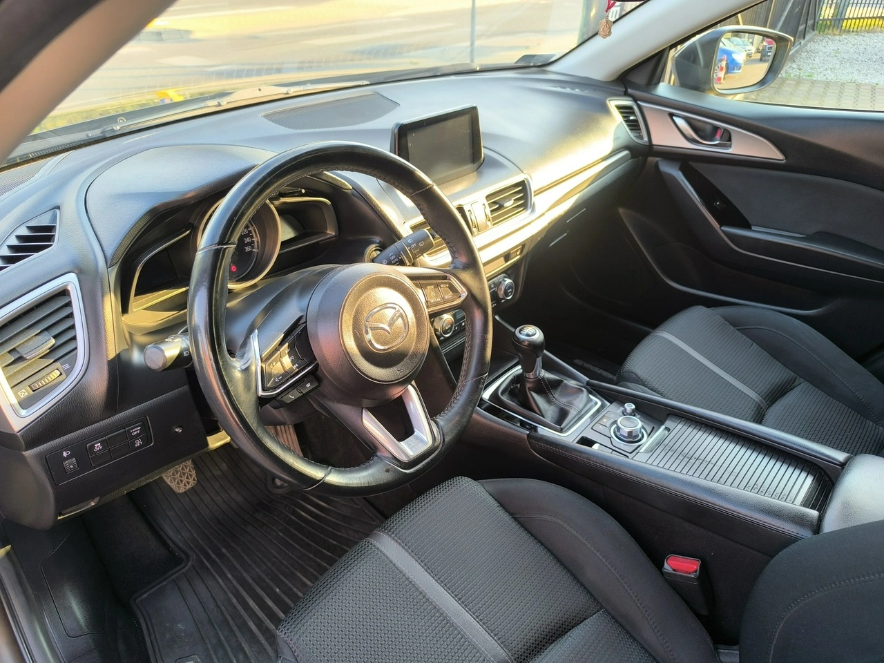 Mazda 3 - Zdjęcie 14