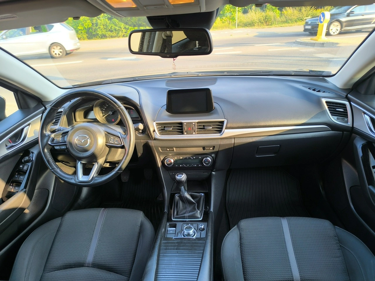 Mazda 3 - Zdjęcie 19
