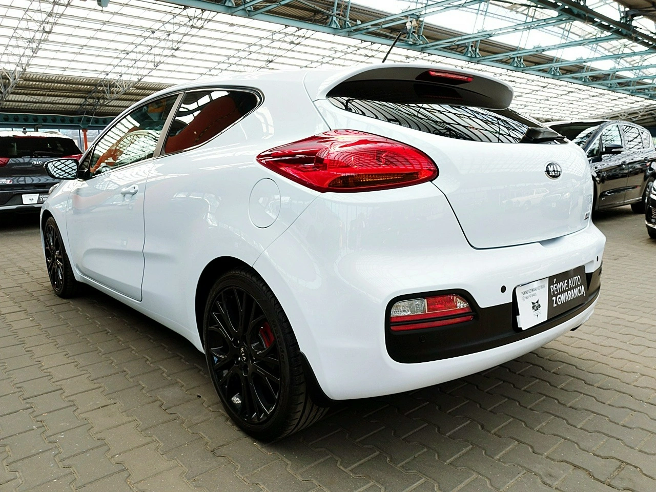Kia Ceed - Zdjęcie 8