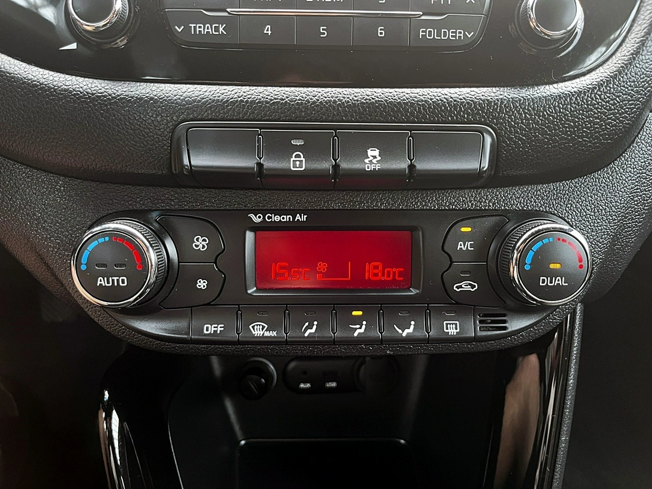 Kia Ceed - Zdjęcie 21