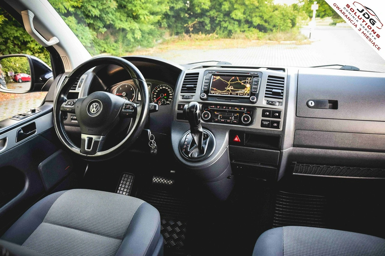 Volkswagen Caravelle - Zdjęcie 21