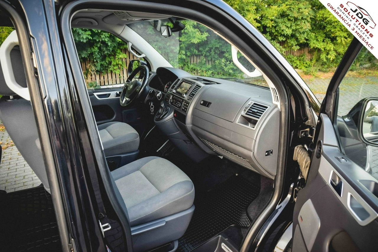 Volkswagen Caravelle - Zdjęcie 23