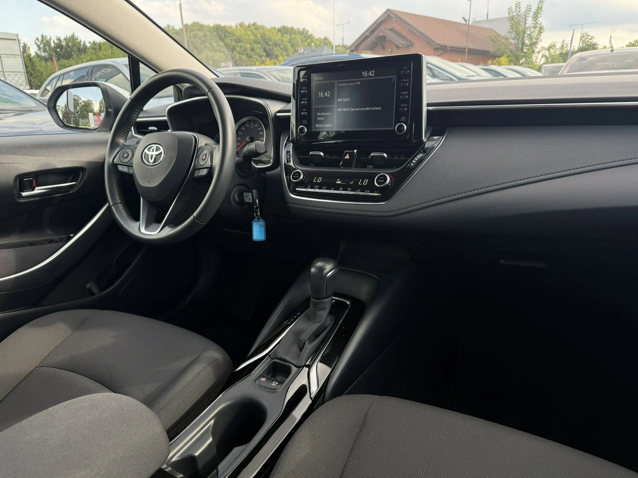 Toyota Corolla - Zdjęcie 11
