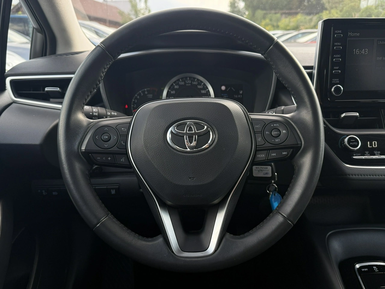 Toyota Corolla - Zdjęcie 13