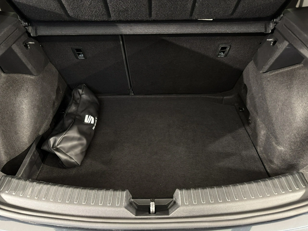 Seat Leon - Zdjęcie 7