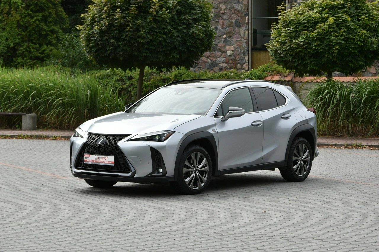 Lexus UX - Zdjęcie 1