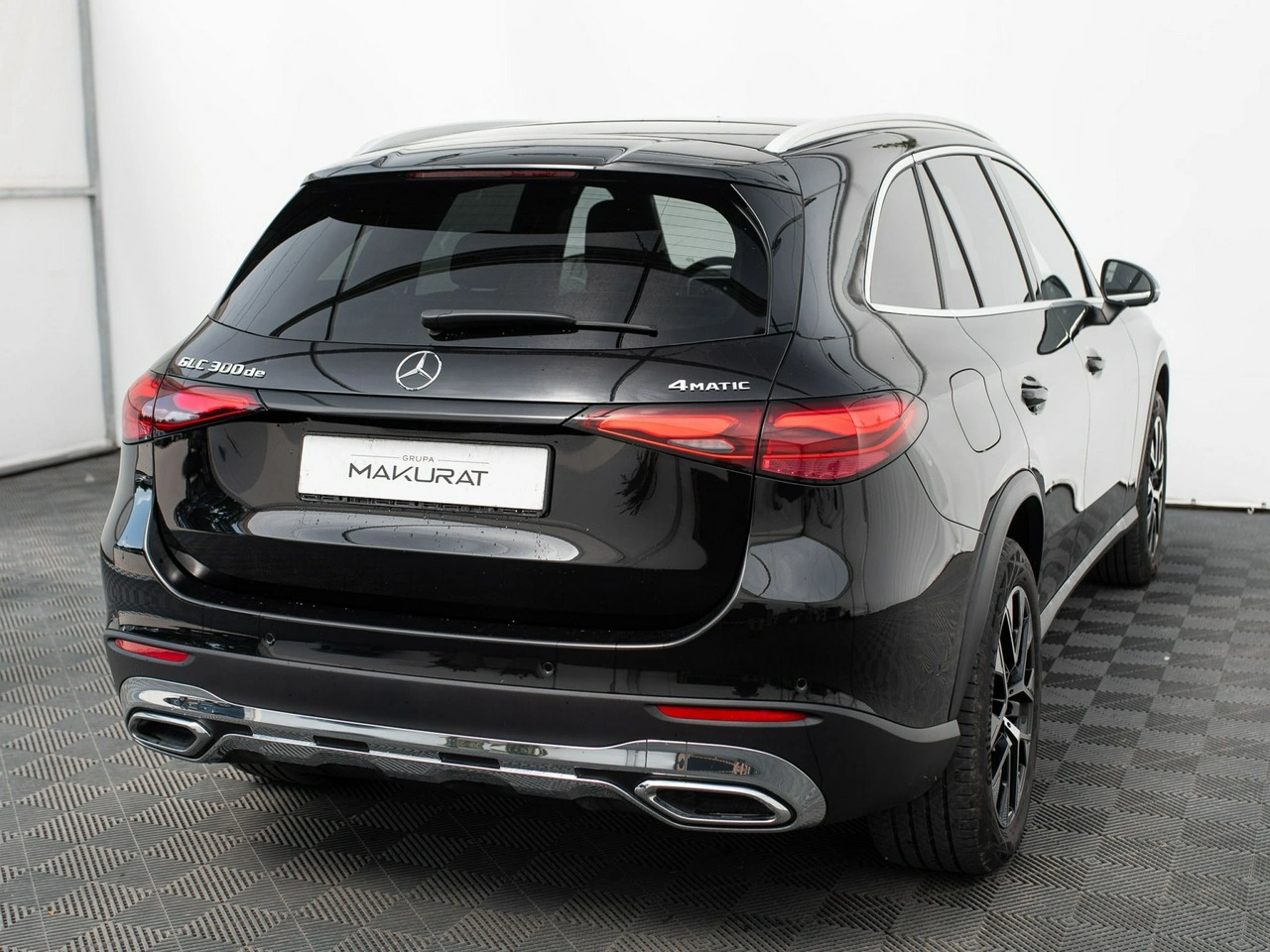 Mercedes GLC 300 - Zdjęcie 4