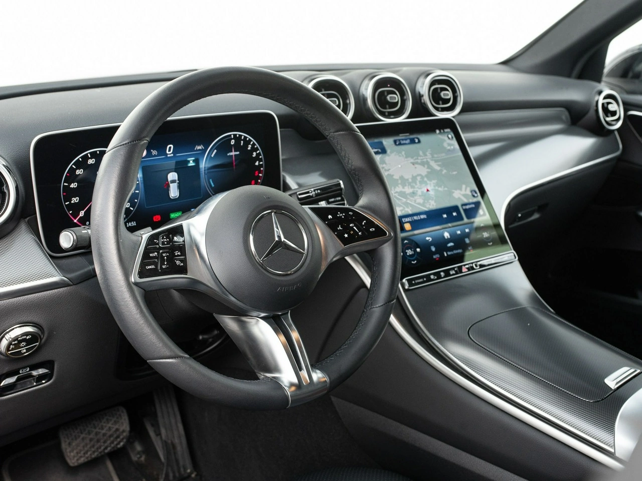 Mercedes GLC 300 - Zdjęcie 5