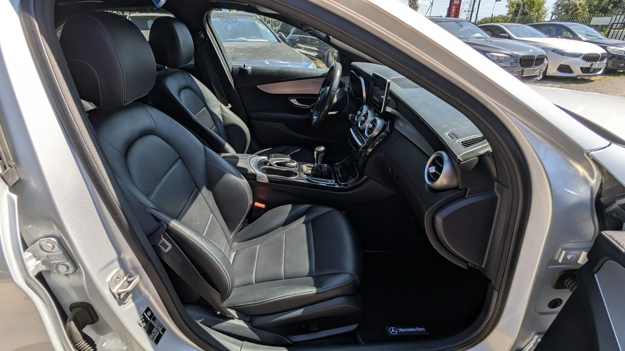Mercedes C 200 - Zdjęcie 19