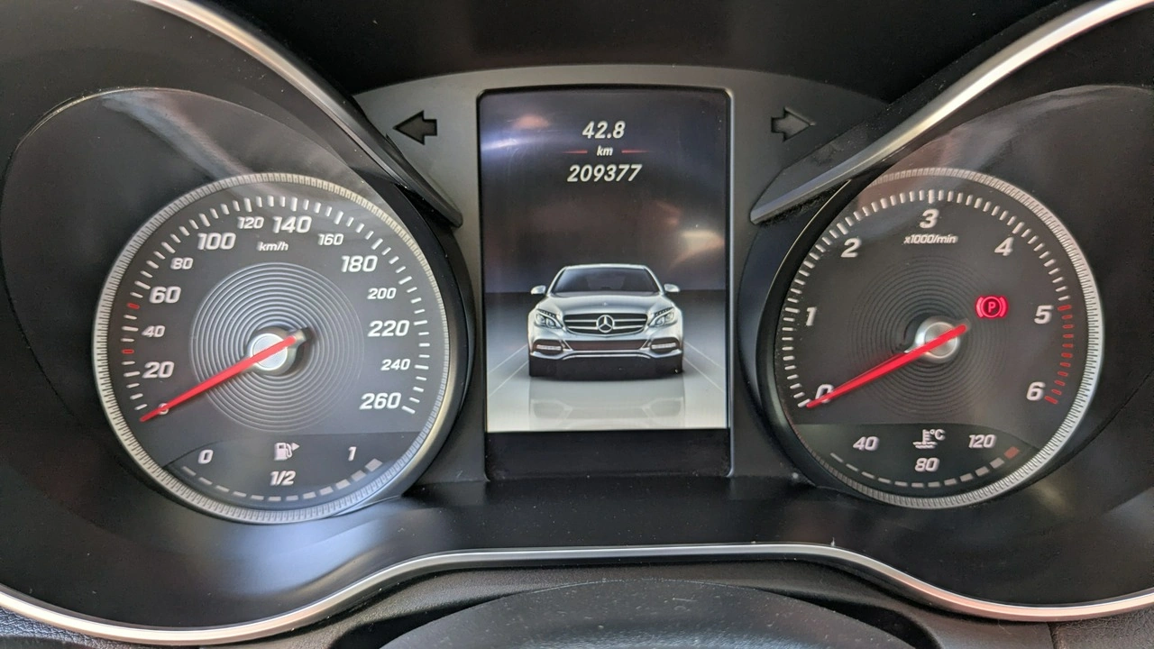 Mercedes C 200 - Zdjęcie 23