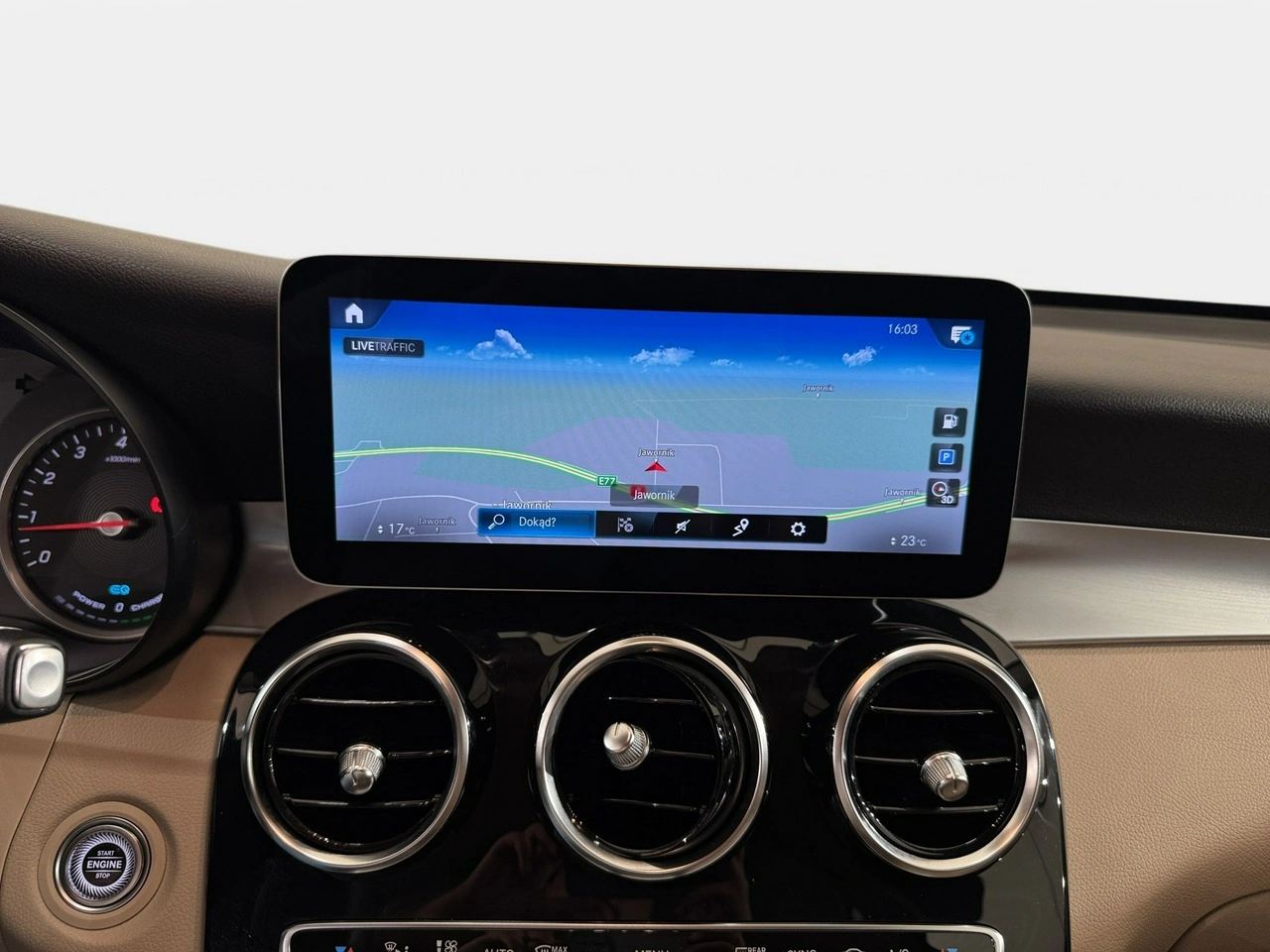 Mercedes GLC 300 - Zdjęcie 16