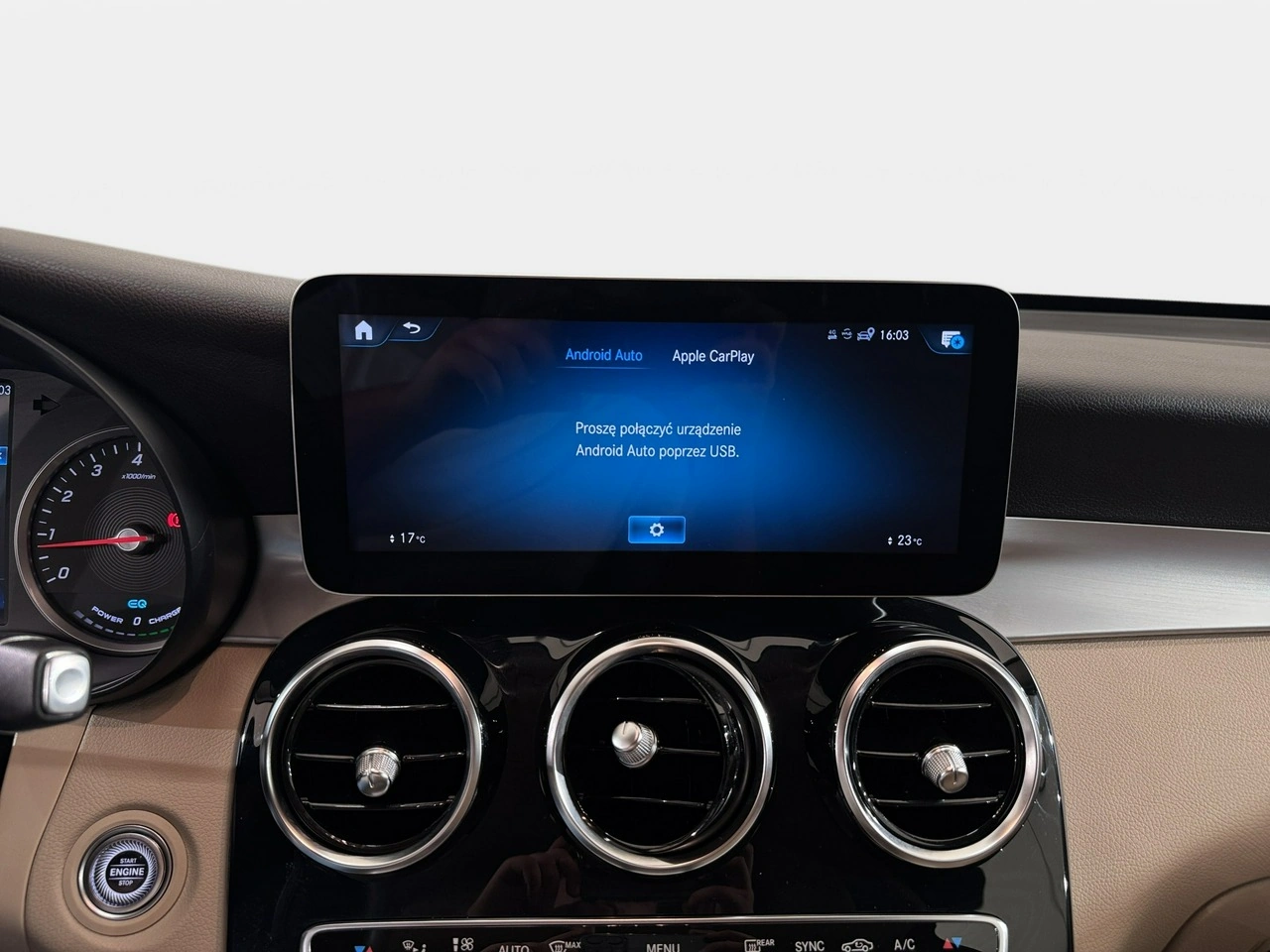 Mercedes GLC 300 - Zdjęcie 20