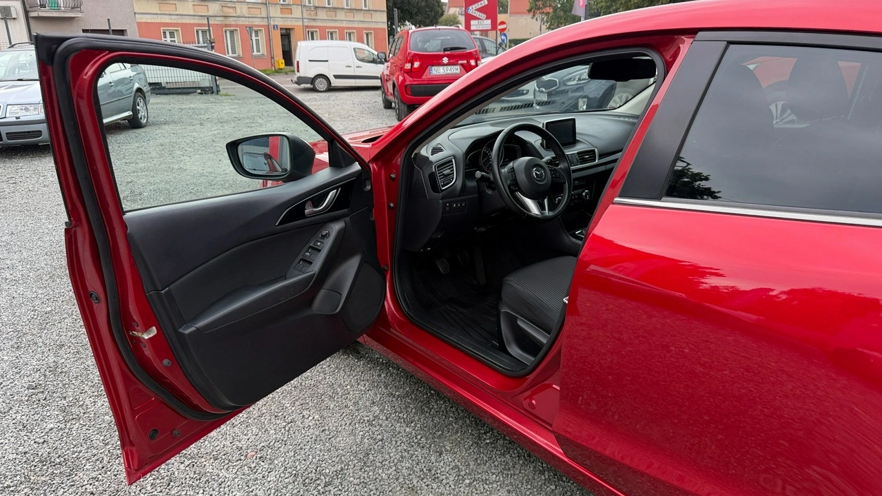 Mazda 3 - Zdjęcie 22