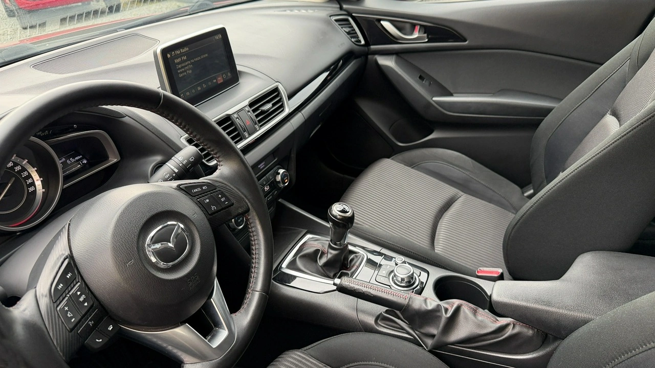 Mazda 3 - Zdjęcie 23