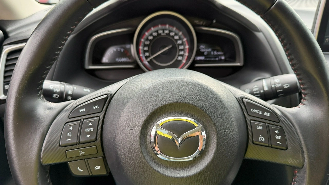 Mazda 3 - Zdjęcie 25