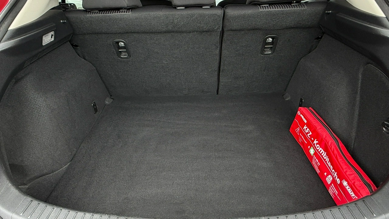 Mazda 3 - Zdjęcie 6