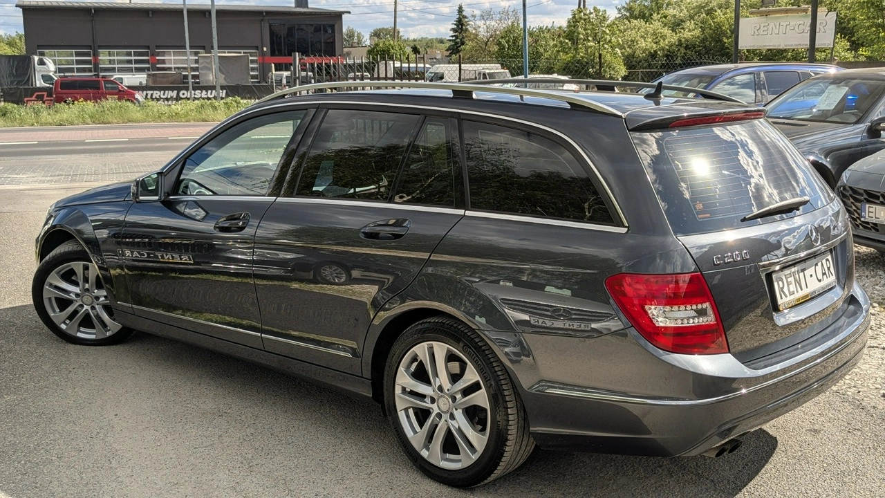 Mercedes C 200 - Zdjęcie 9