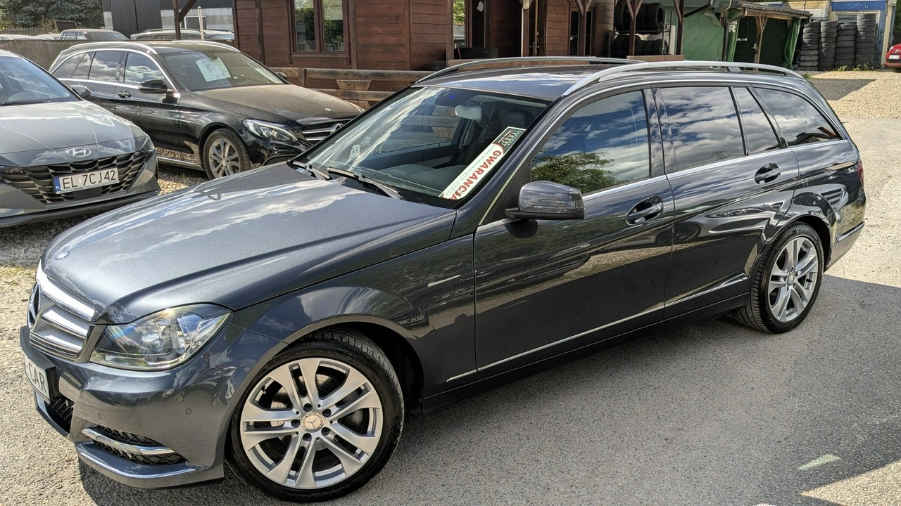 Mercedes C 200 - Zdjęcie 3