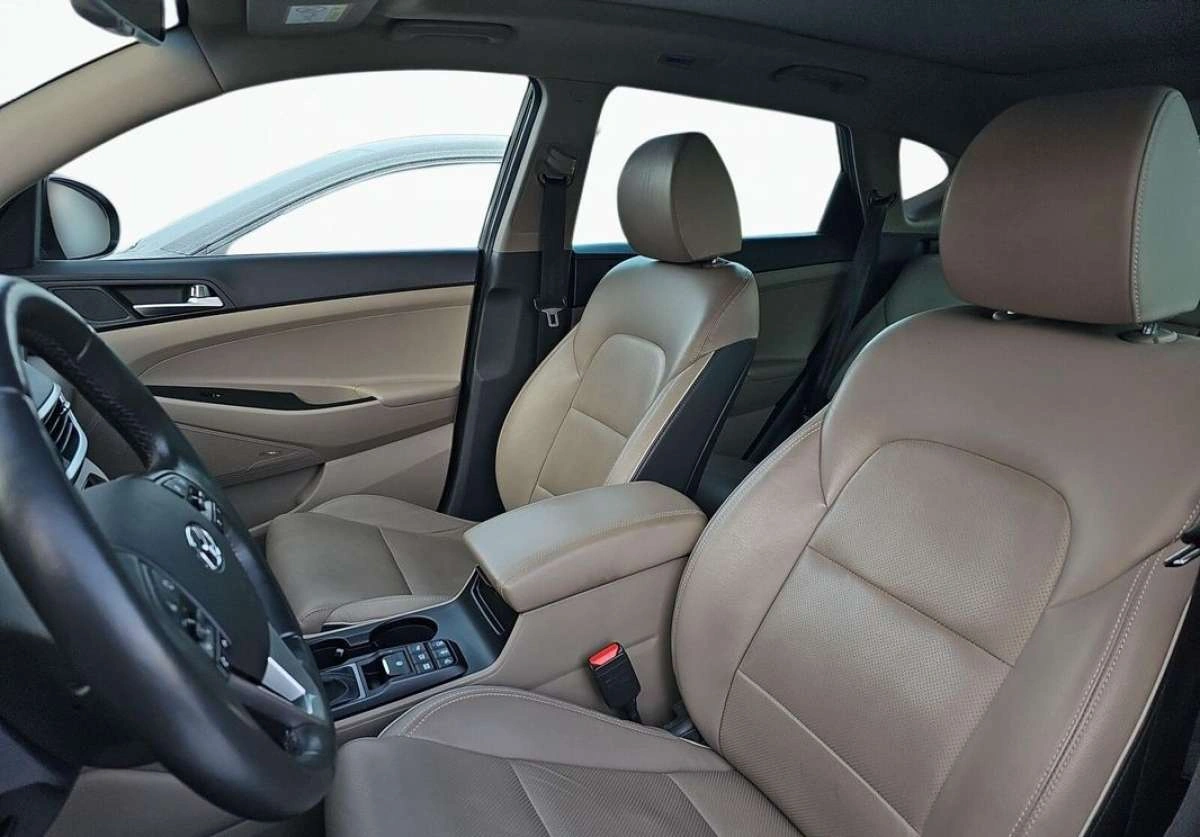 Hyundai Tucson - Zdjęcie 12