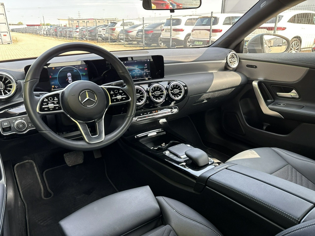 Mercedes CLA 180 - Zdjęcie 11