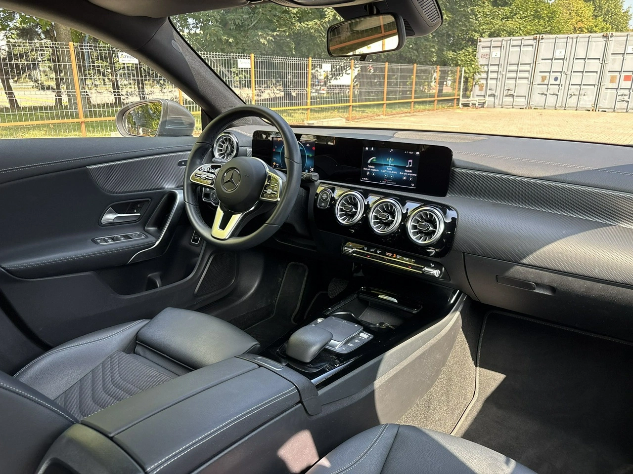 Mercedes CLA 180 - Zdjęcie 13