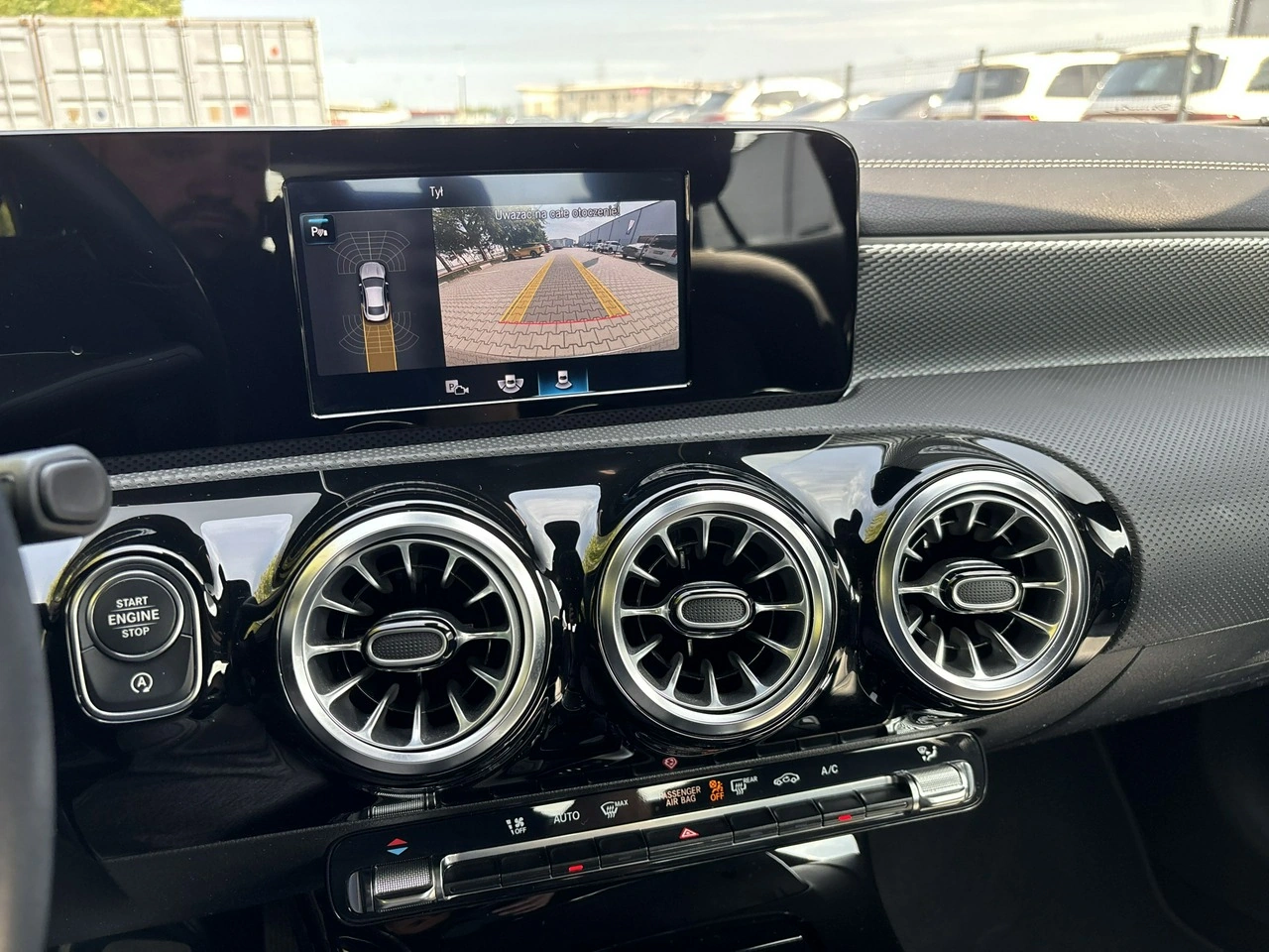 Mercedes CLA 180 - Zdjęcie 20