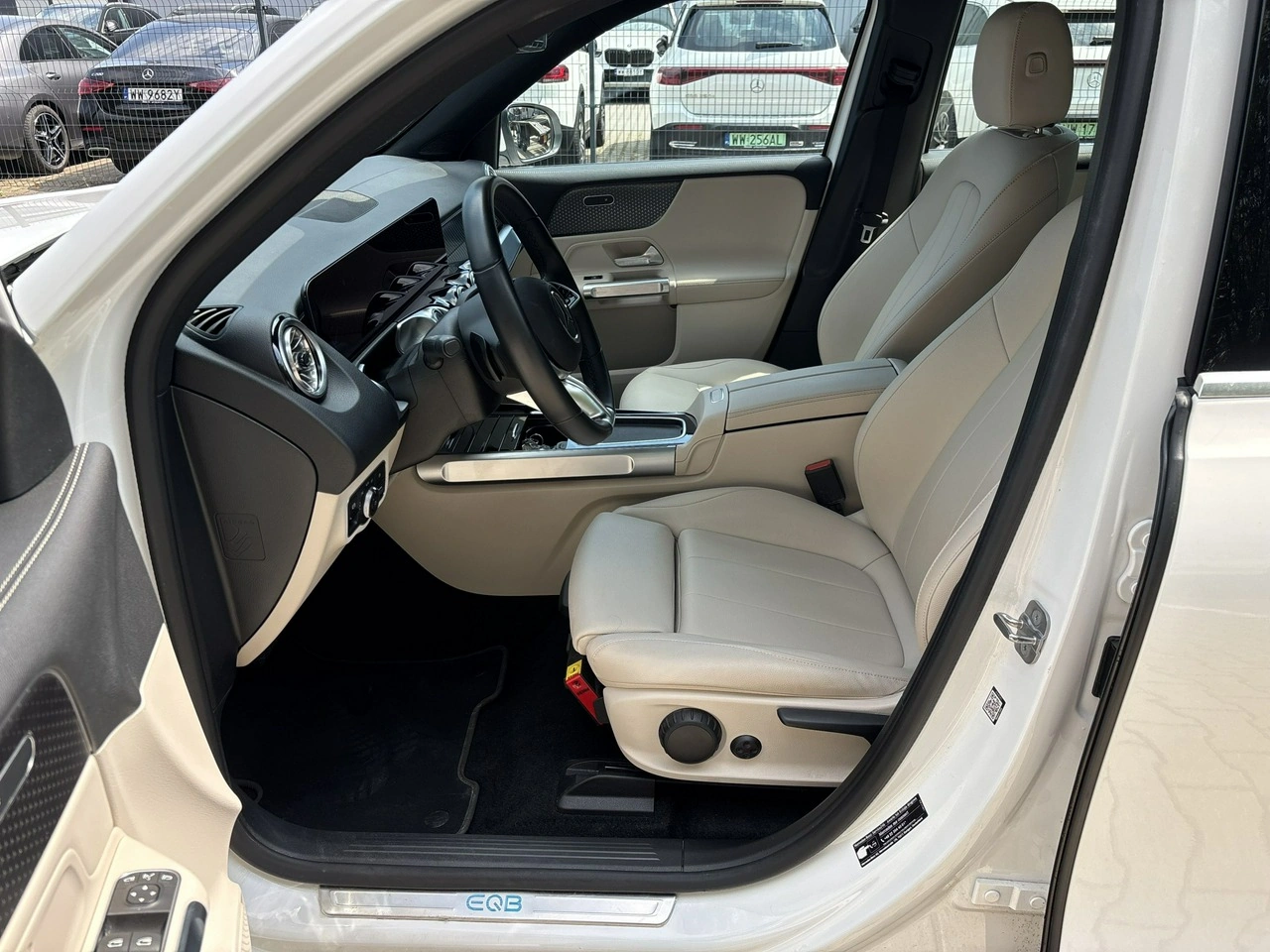Mercedes EQB - Zdjęcie 9