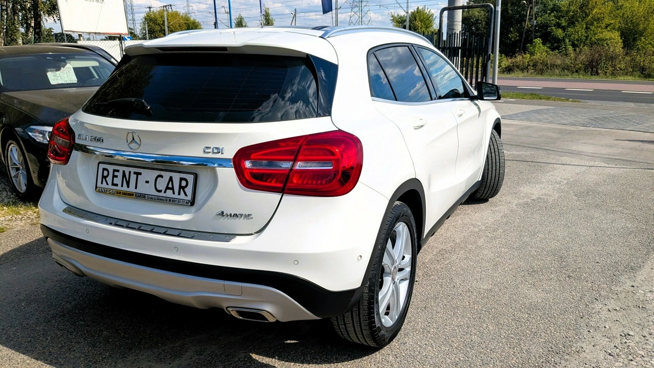 Mercedes GLA 200 - Zdjęcie 11