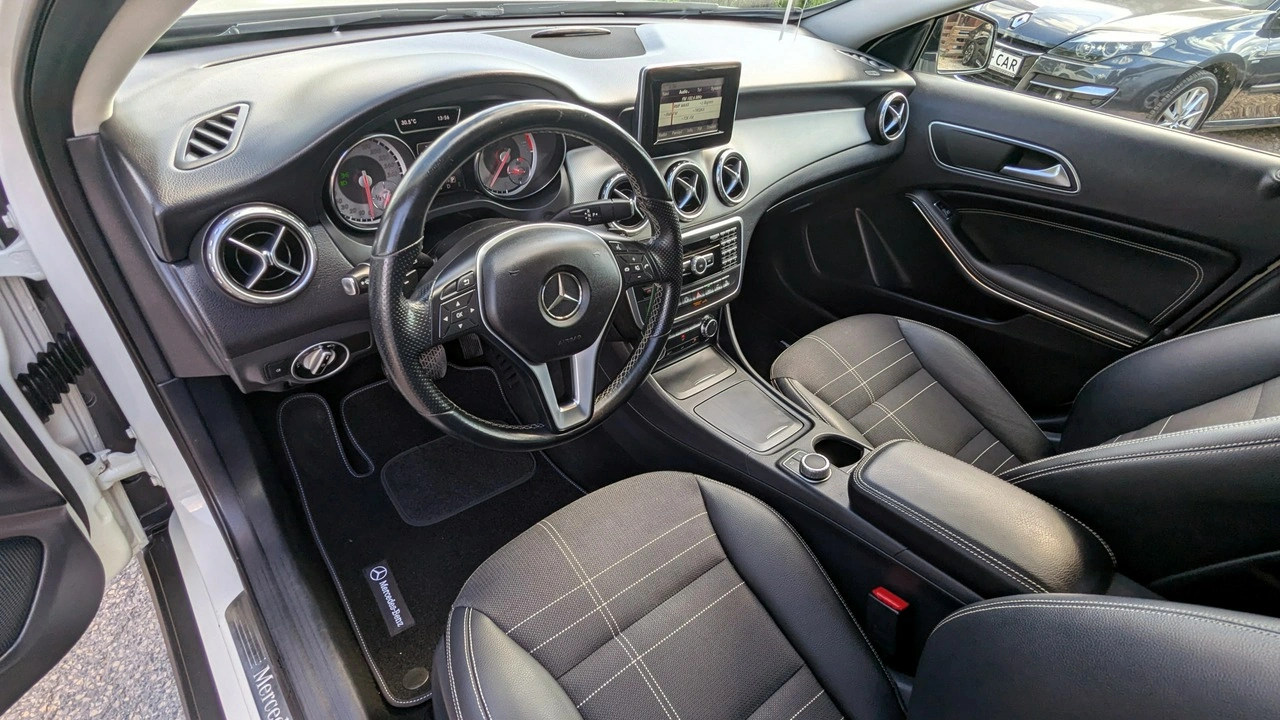 Mercedes GLA 200 - Zdjęcie 15