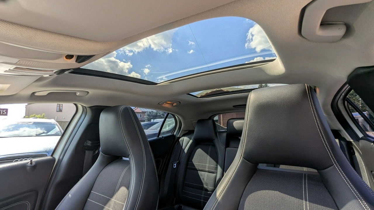 Mercedes GLA 200 - Zdjęcie 16