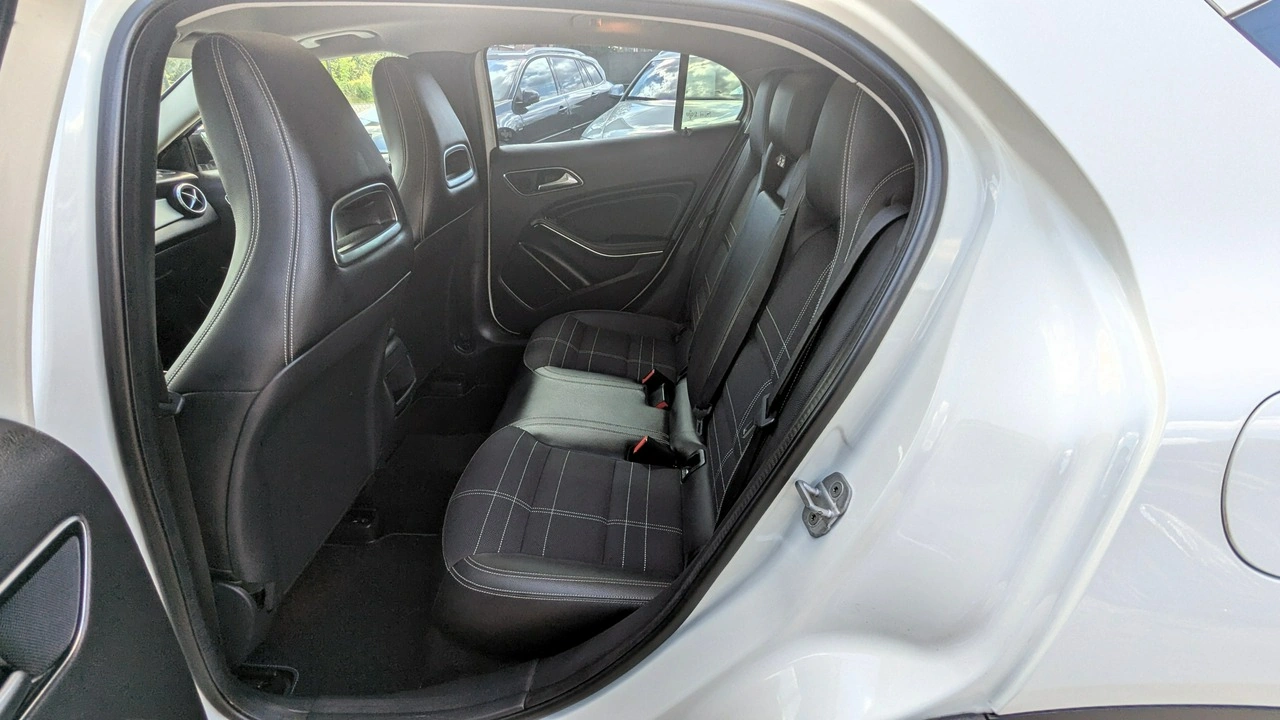 Mercedes GLA 200 - Zdjęcie 17