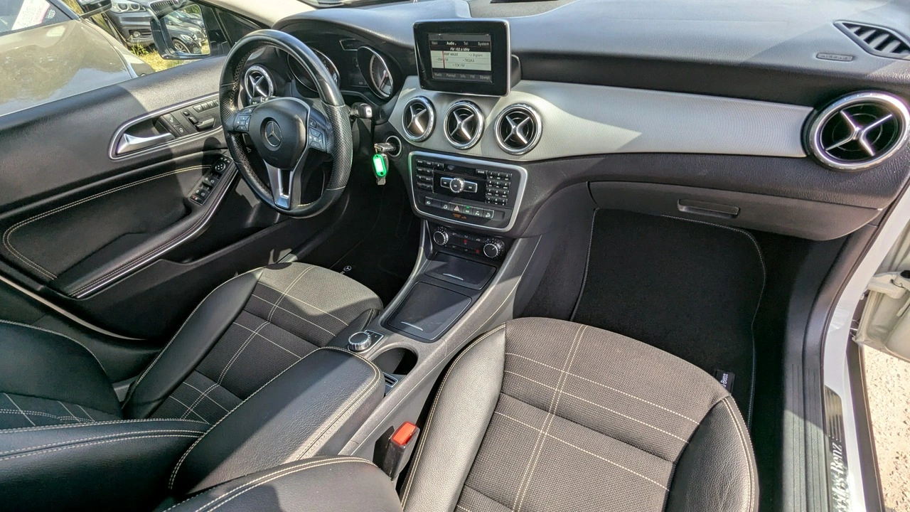 Mercedes GLA 200 - Zdjęcie 21