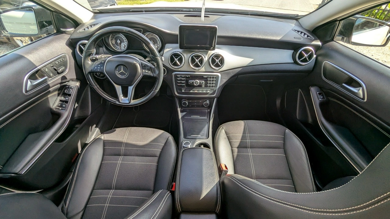 Mercedes GLA 200 - Zdjęcie 22