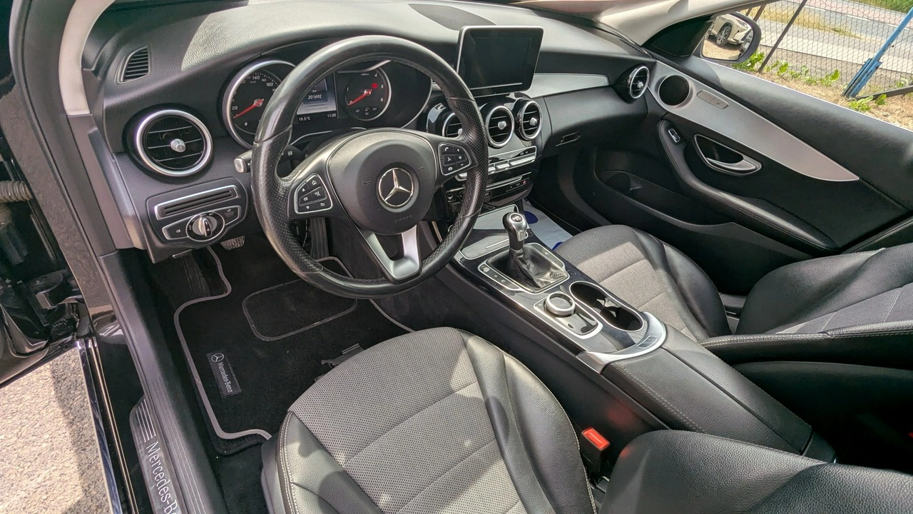 Mercedes C 180 - Zdjęcie 14