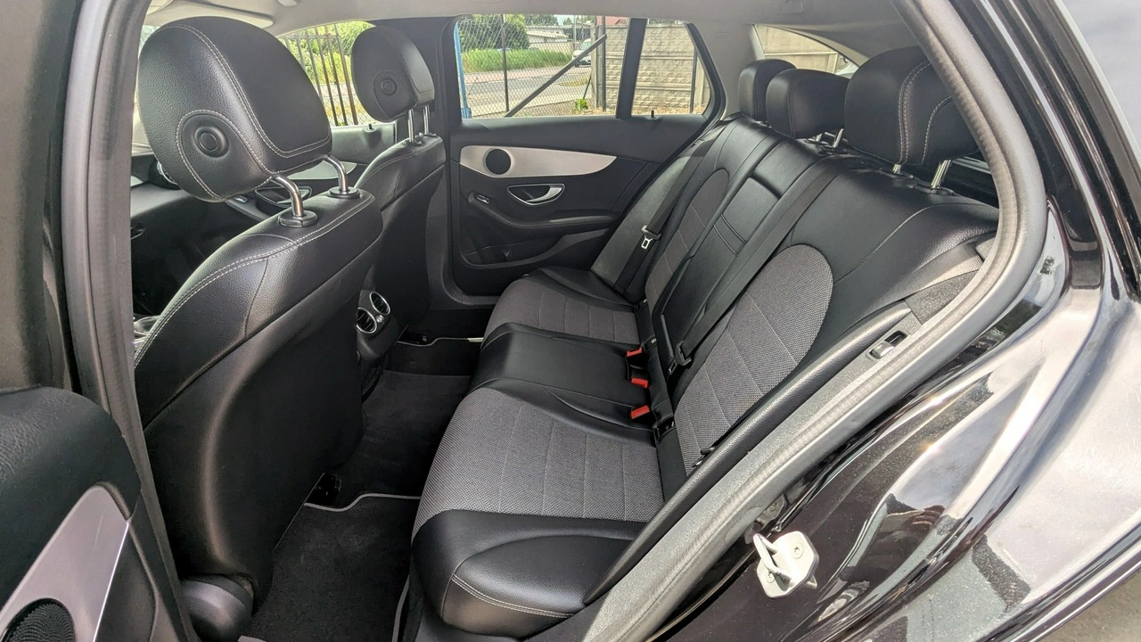 Mercedes C 180 - Zdjęcie 15