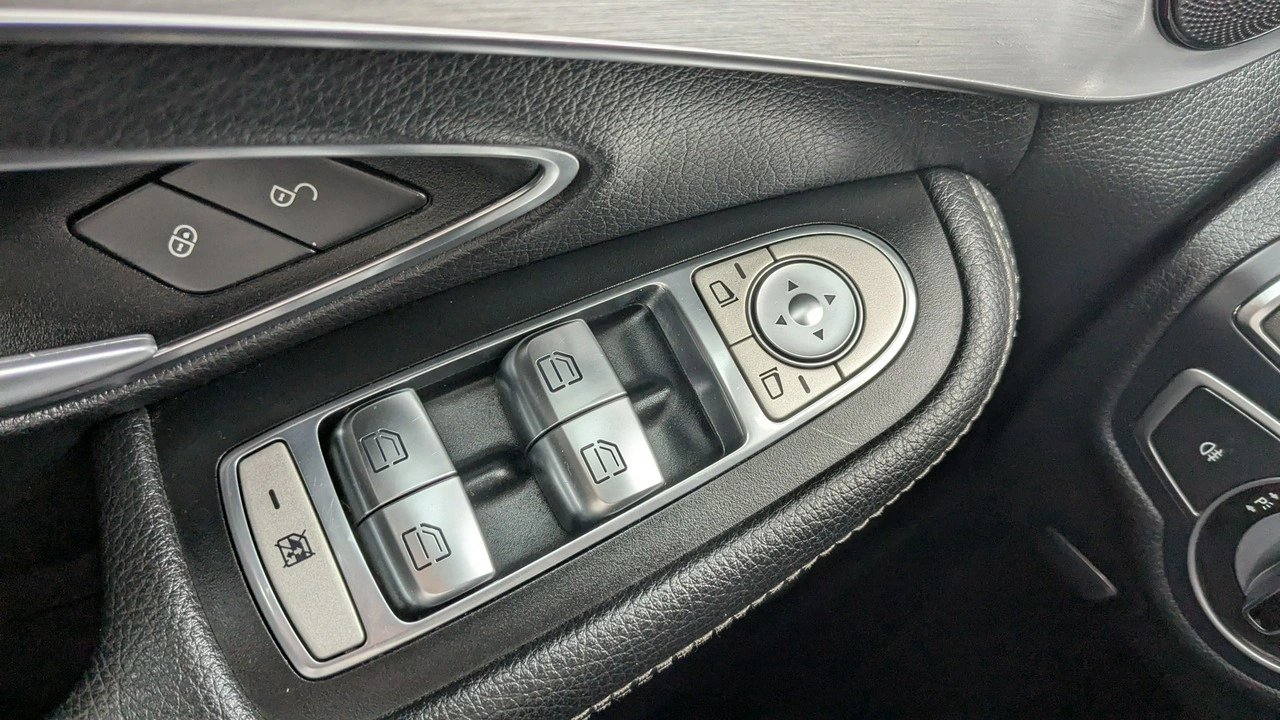 Mercedes C 180 - Zdjęcie 29