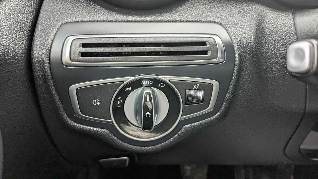 Mercedes C 180 - Zdjęcie 30