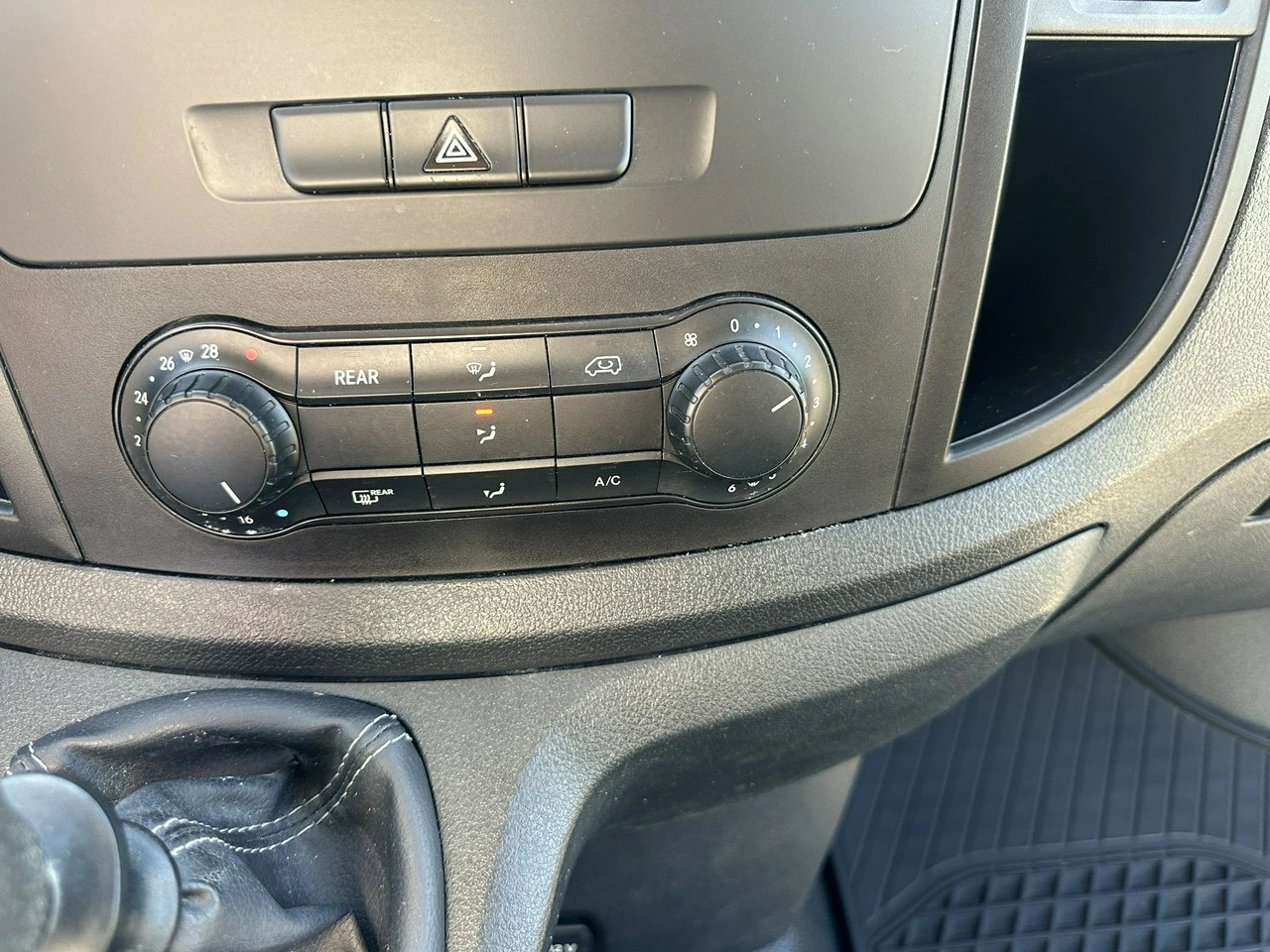 Mercedes Vito - Zdjęcie 16