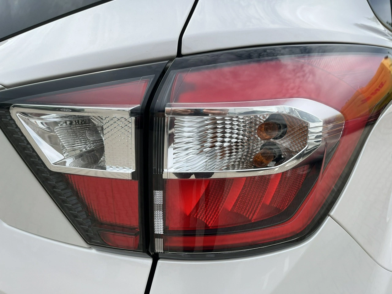 Ford Kuga - Zdjęcie 11
