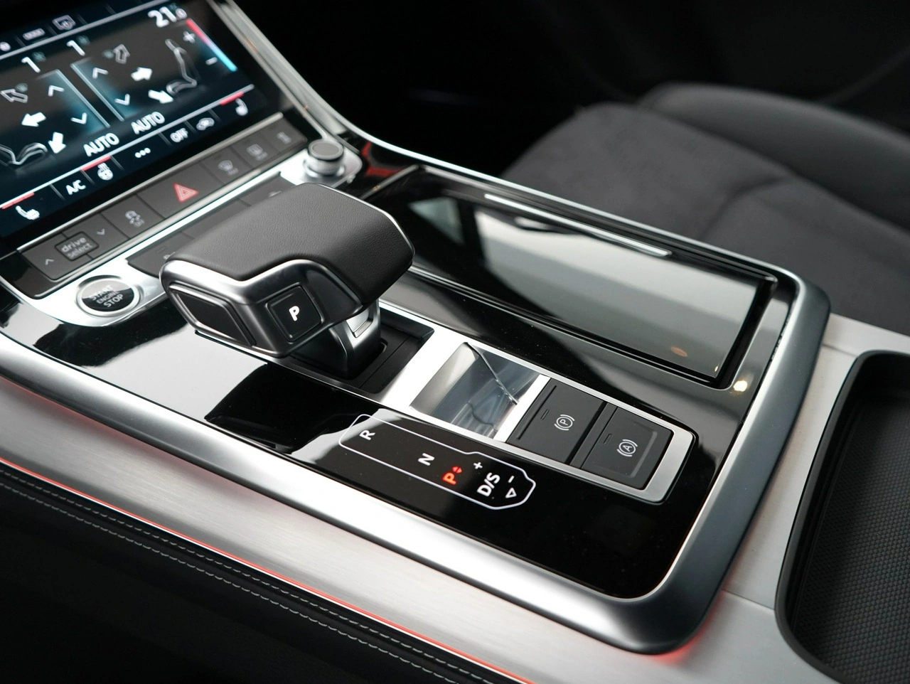 Audi Q7 - Zdjęcie 20