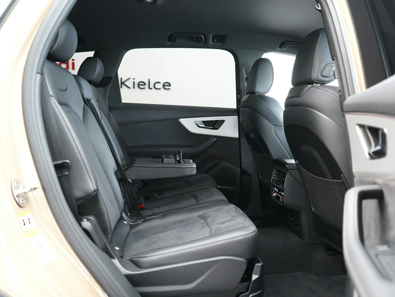Audi Q7 - Zdjęcie 29