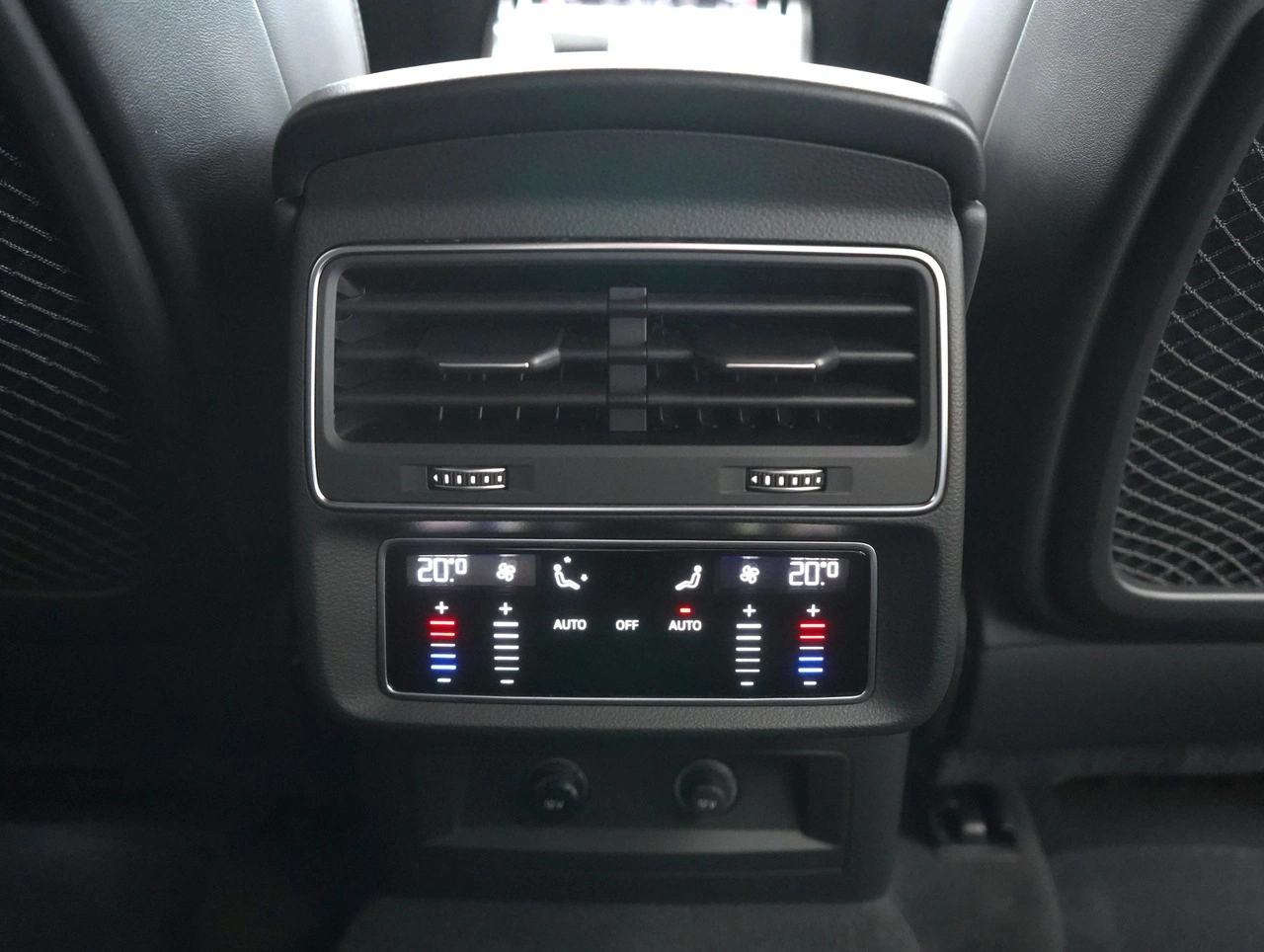 Audi Q7 - Zdjęcie 31