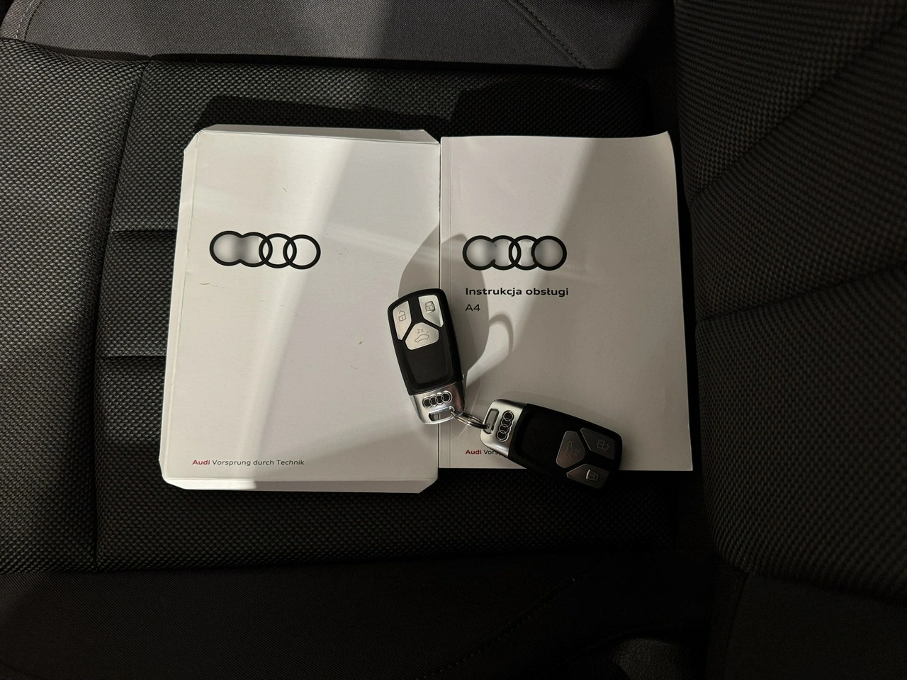 Audi A4 - Zdjęcie 30