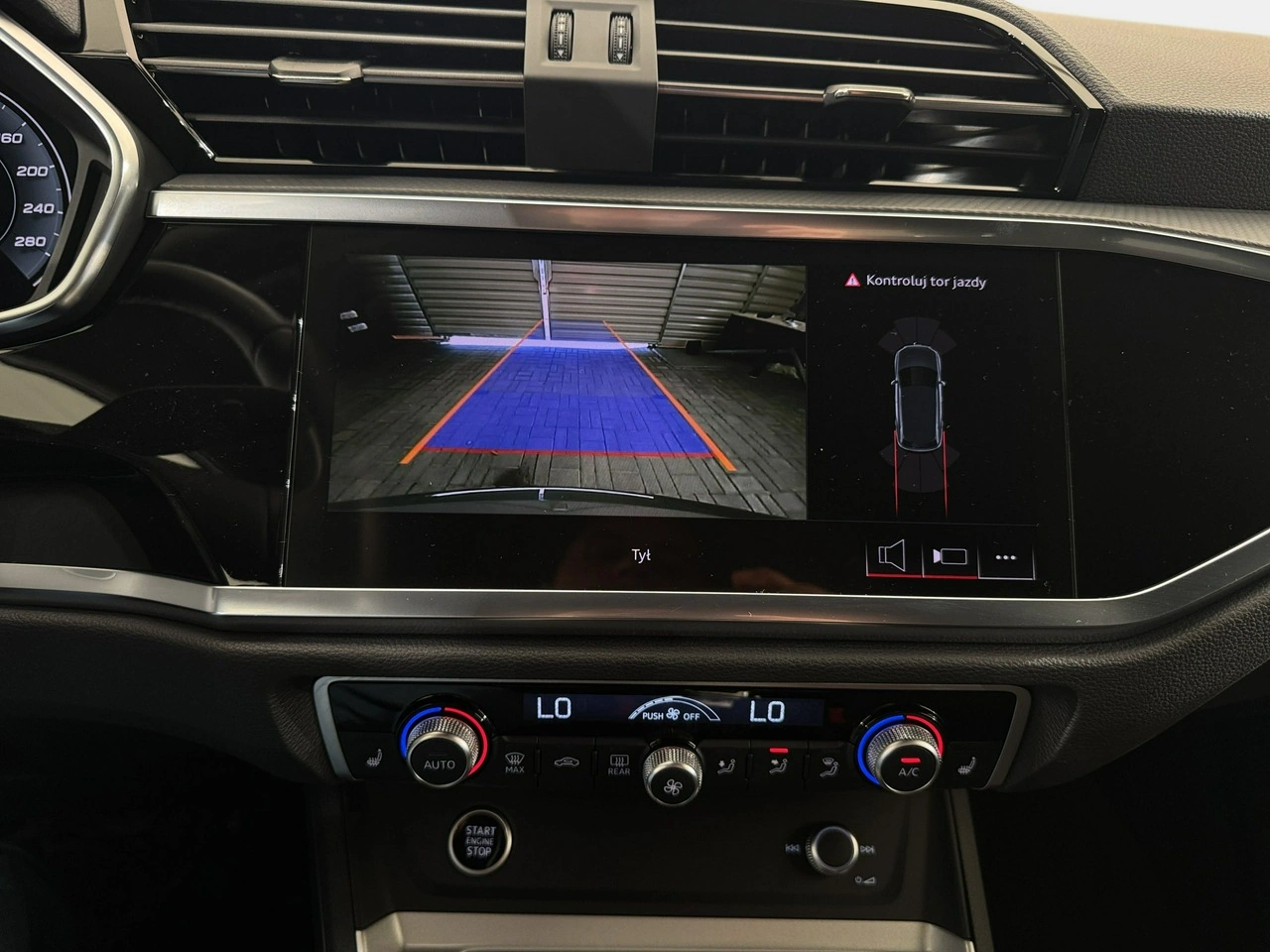 Audi Q3 - Zdjęcie 31