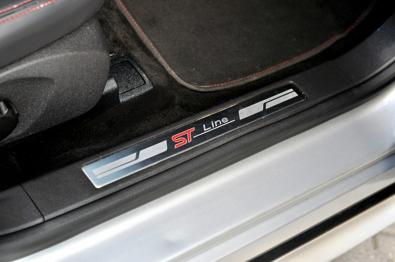 Ford Mondeo - Zdjęcie 12