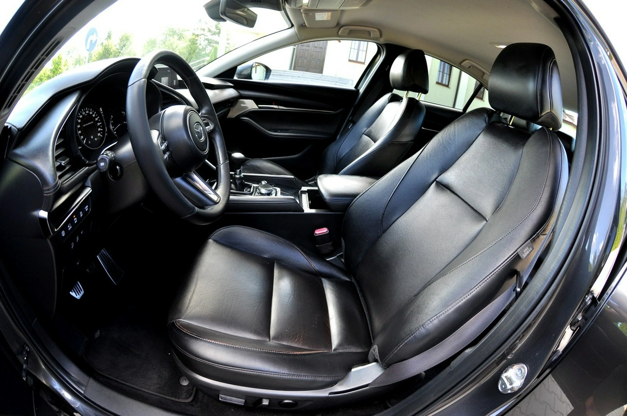 Mazda 3 - Zdjęcie 6