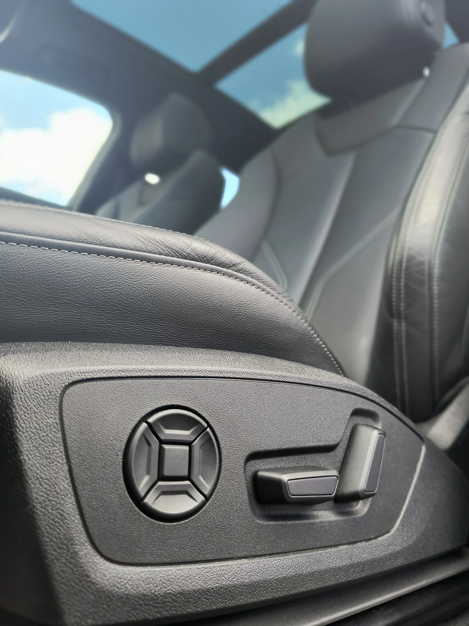 Audi Q3 - Zdjęcie 28