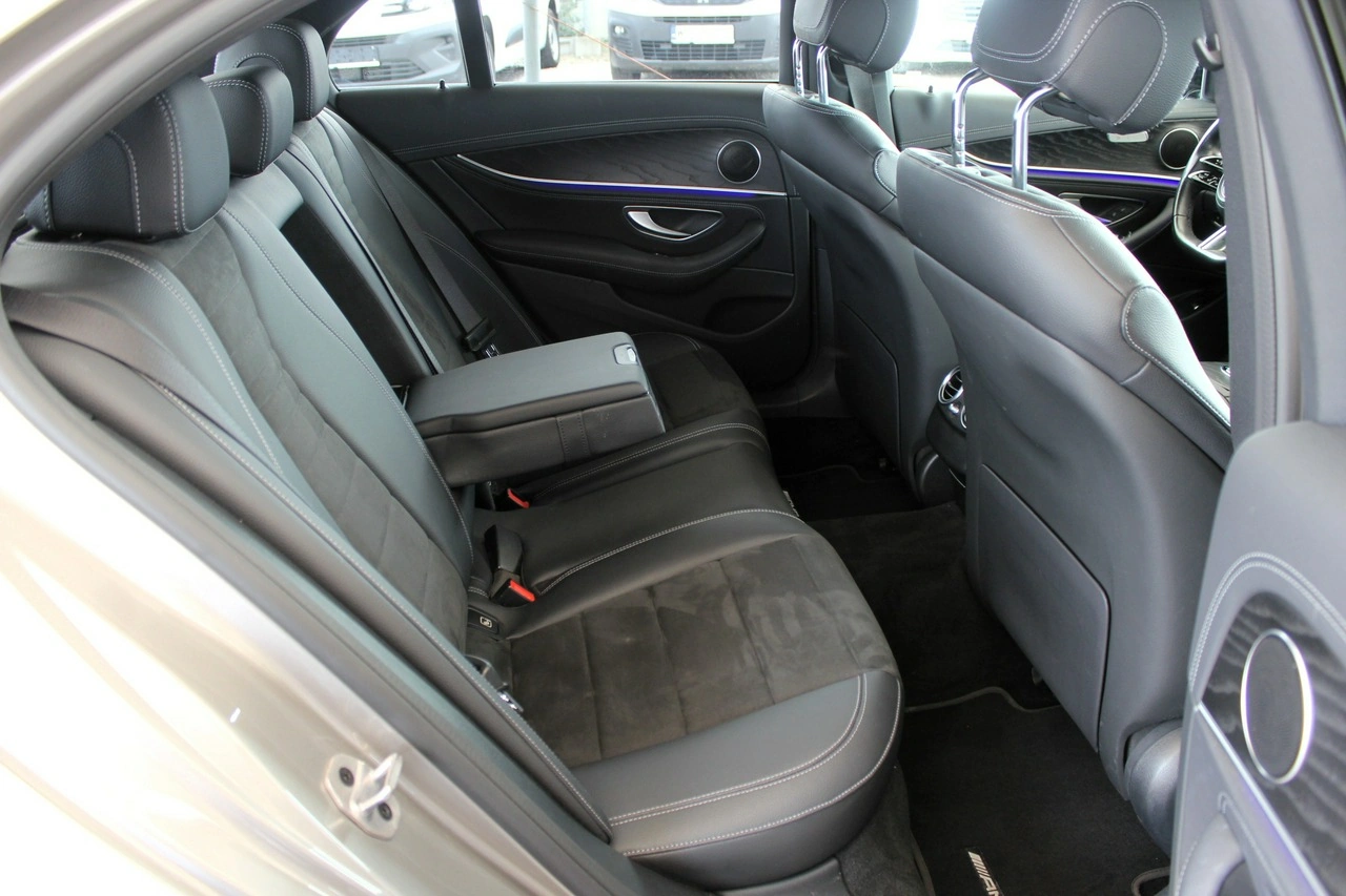 Mercedes E 220 - Zdjęcie 9