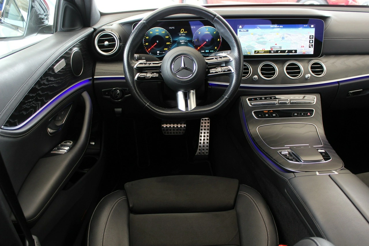 Mercedes E 220 - Zdjęcie 12