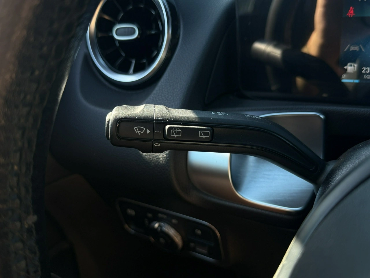 Mercedes GLB - Zdjęcie 10